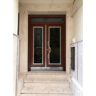Adana apartman giriş kapıları